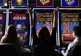 Adults only responsible gaming message for tk1917 Panda Dragon Boat guide